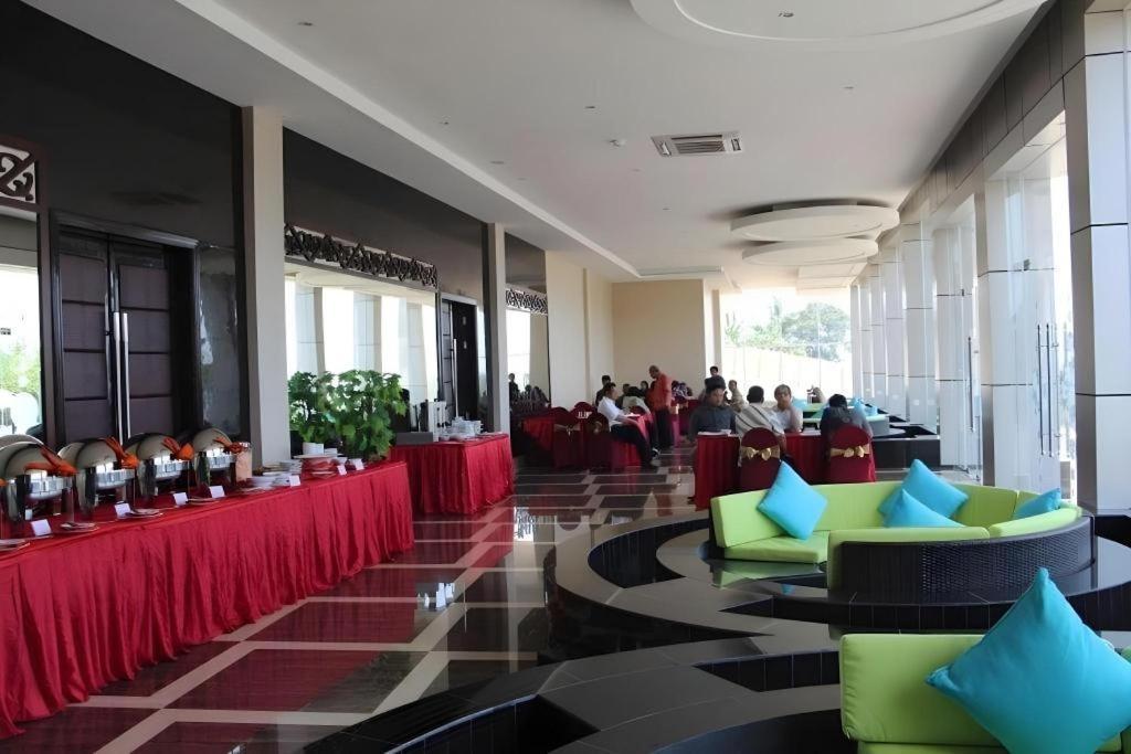 The Belagri Hotel And Convention Sorong Exterior photo